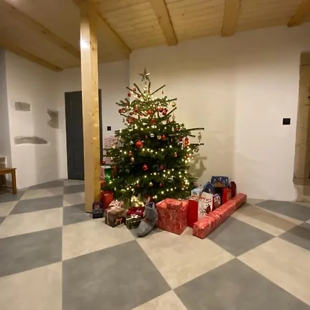 Grudza83 Bikepoint Farm stay