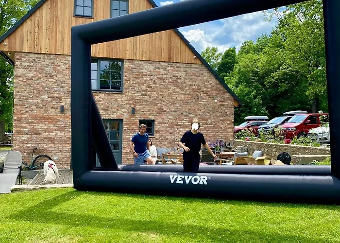 Grudza83 Bikepoint مزرعة للإقامة *